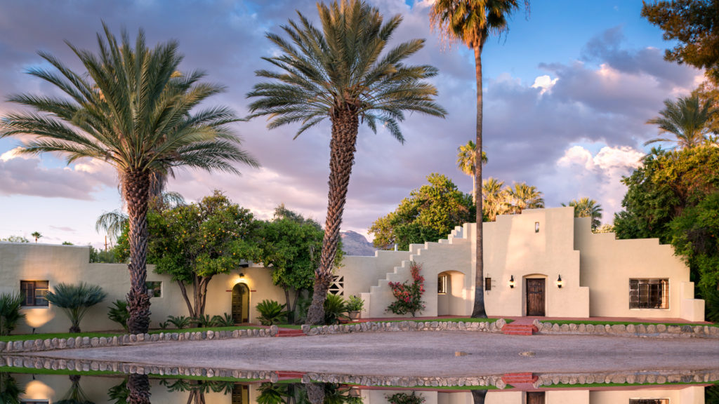 Ferguson House – Hacienda Del Bosquito/Desert Treasures